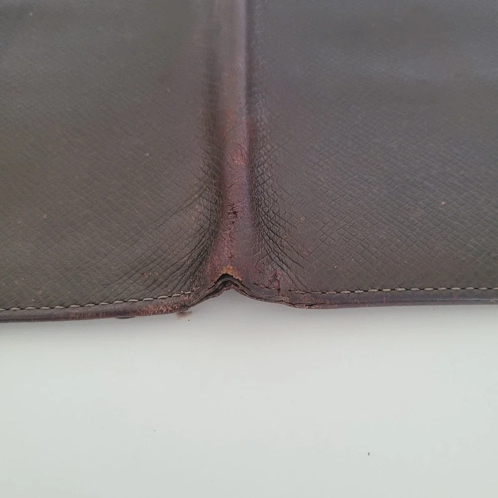Louis Vuitton Taiga Long Wallet Ardoise Leather Bifold Card Holder MI1013 France